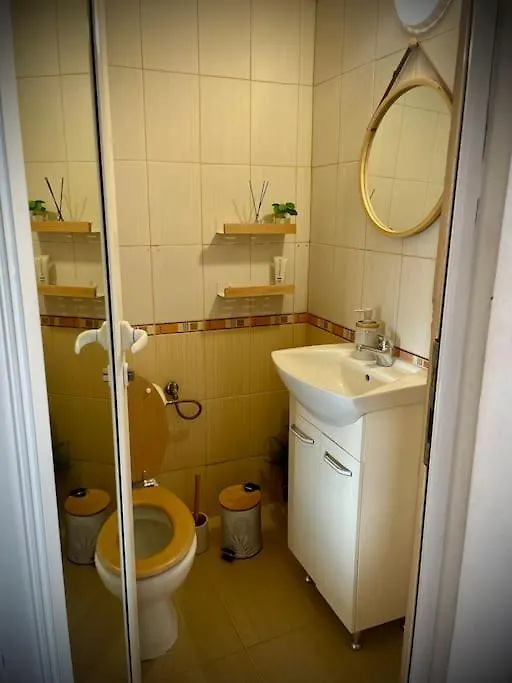 Cozy Apt Free Parking Wi-Fi Netflix София