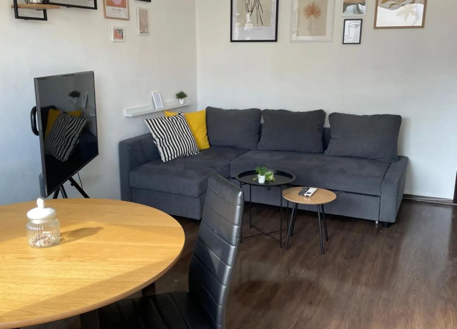 Cozy Apt Free Parking Wi-Fi Netflix 소피아 아파트